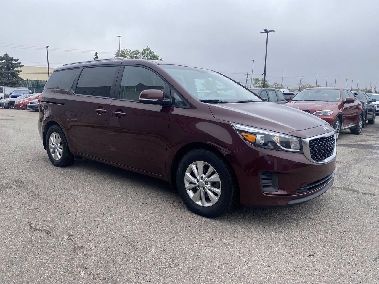 2017 Kia Sedona LX-4