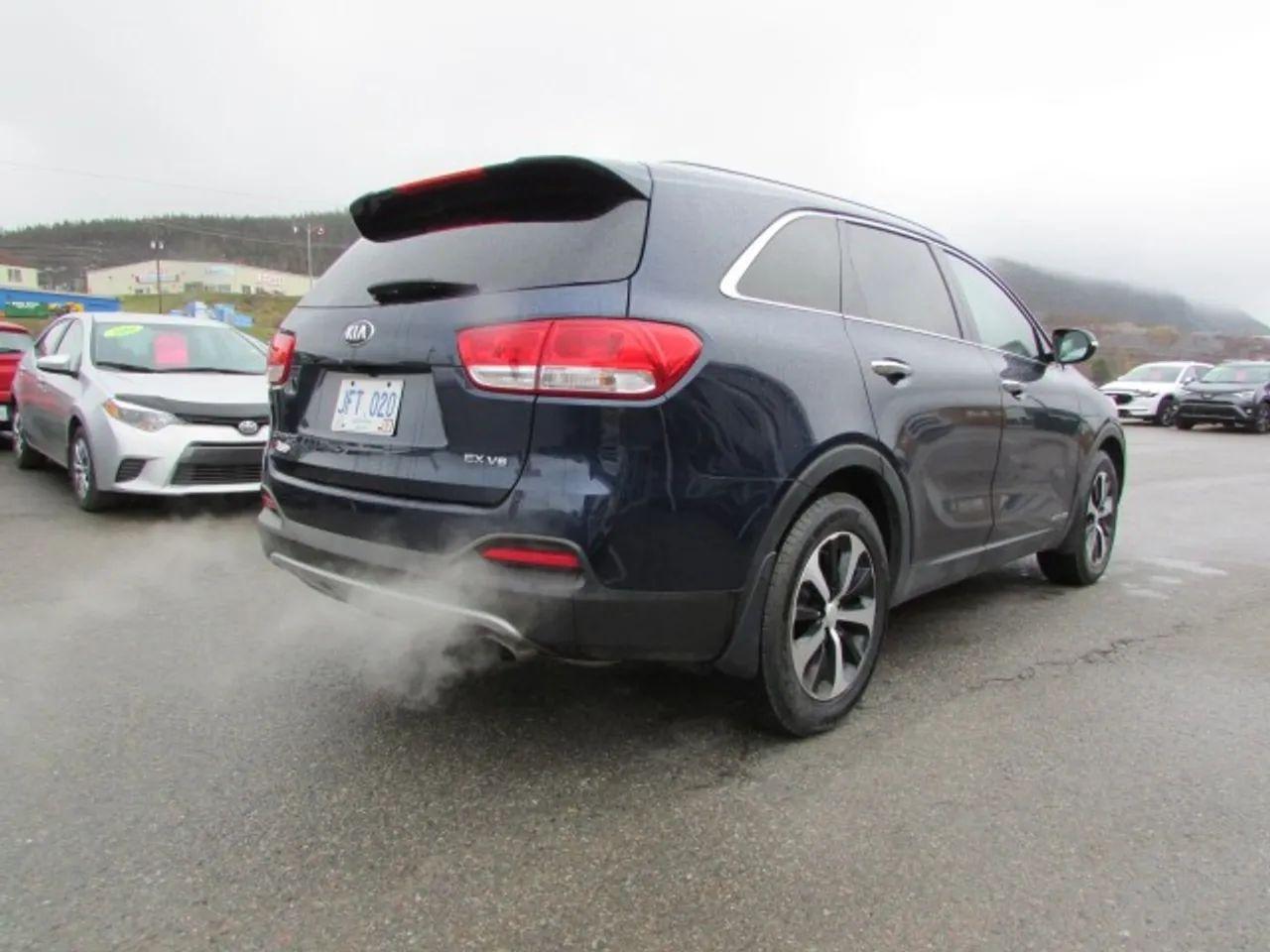 2017 Kia Sorento EX-2