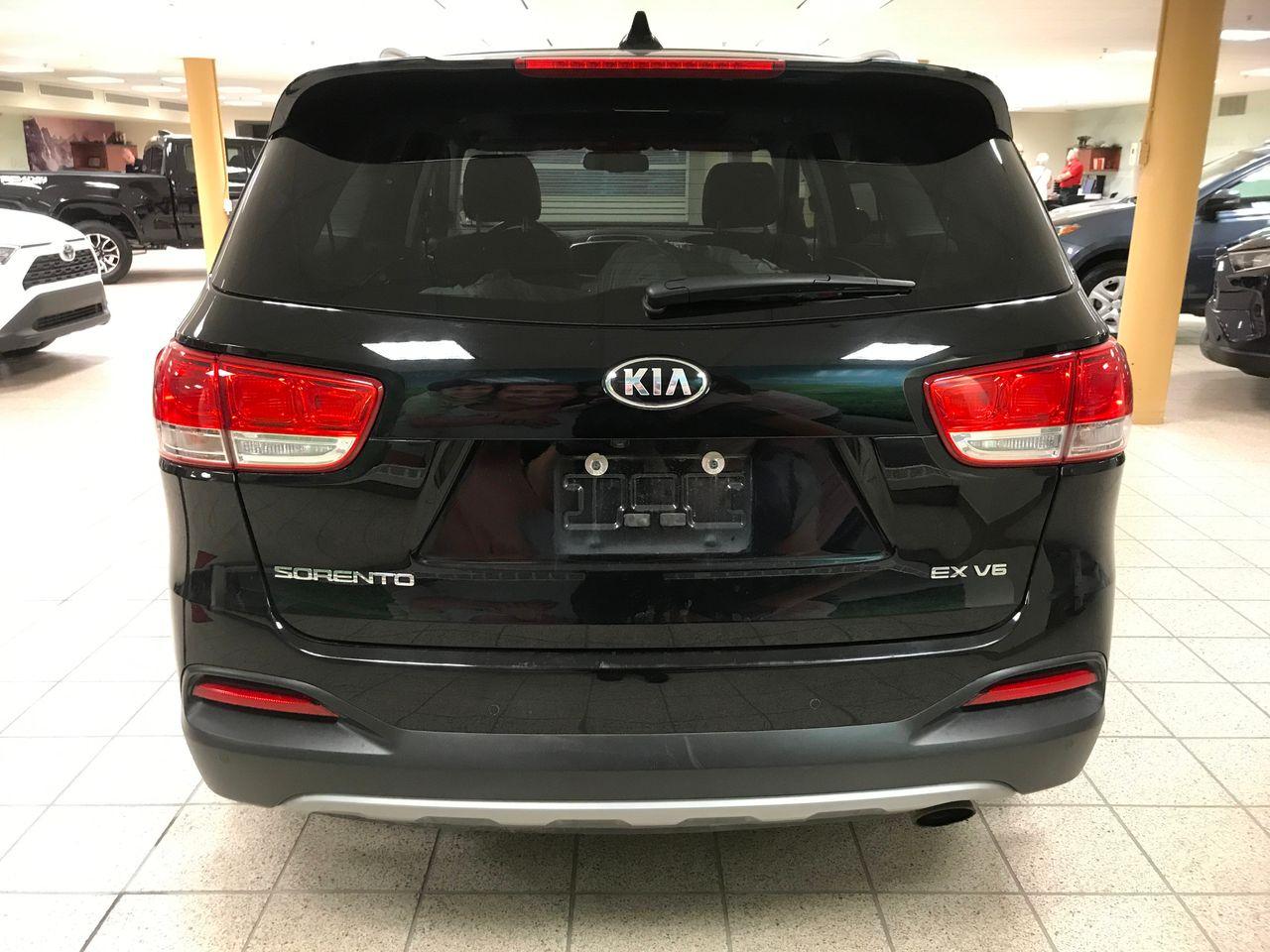 2017 Kia Sorento eX-4
