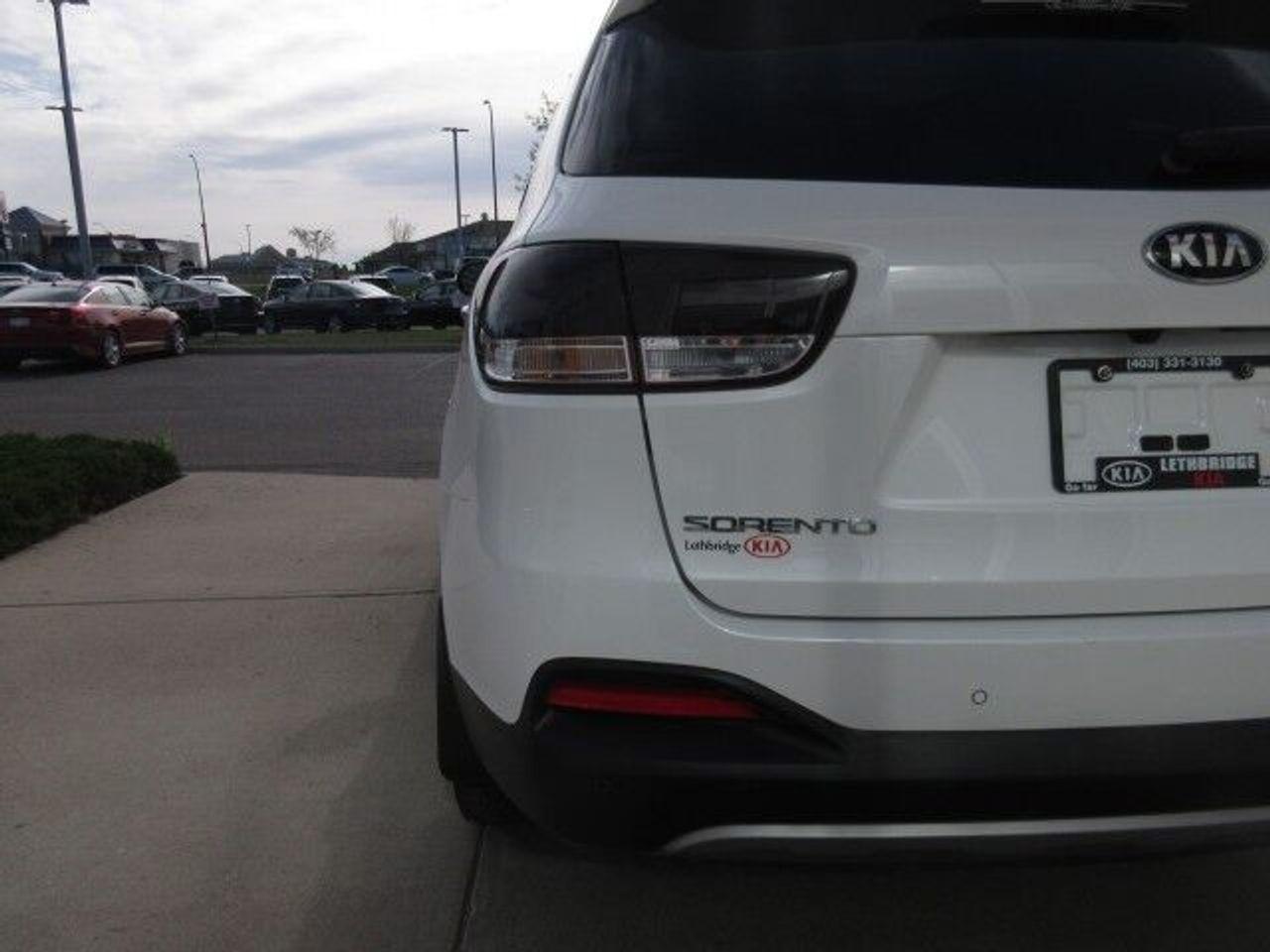 2017 Kia Sorento eX-3