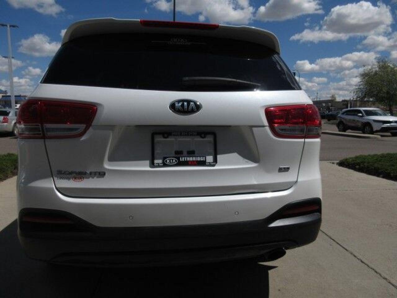 2017 Kia Sorento LX-3
