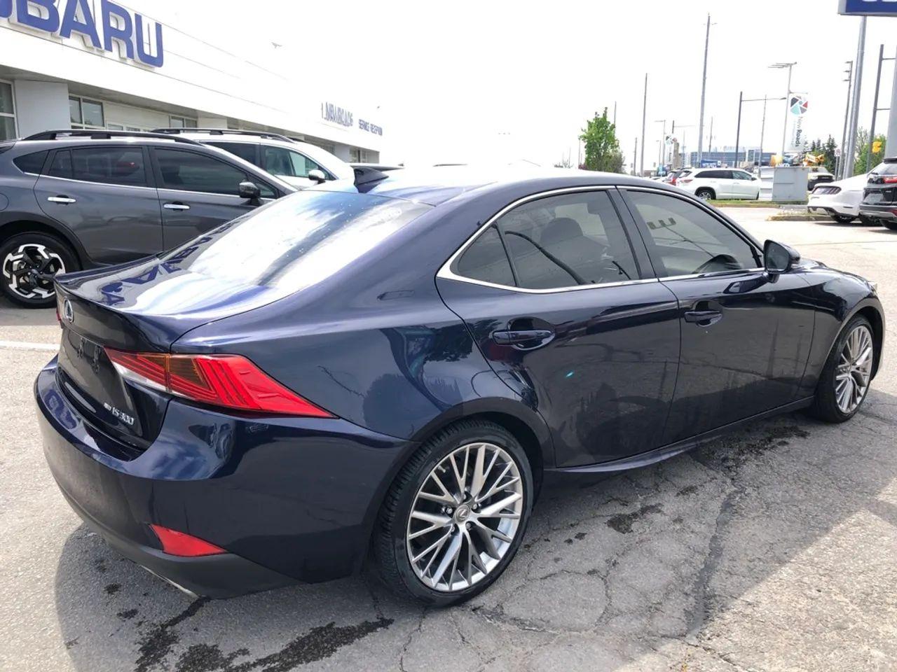 2017 Lexus IS Base-2