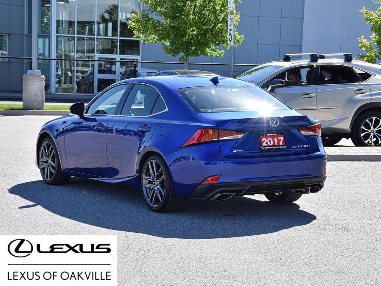 2017 Lexus IS Base-3