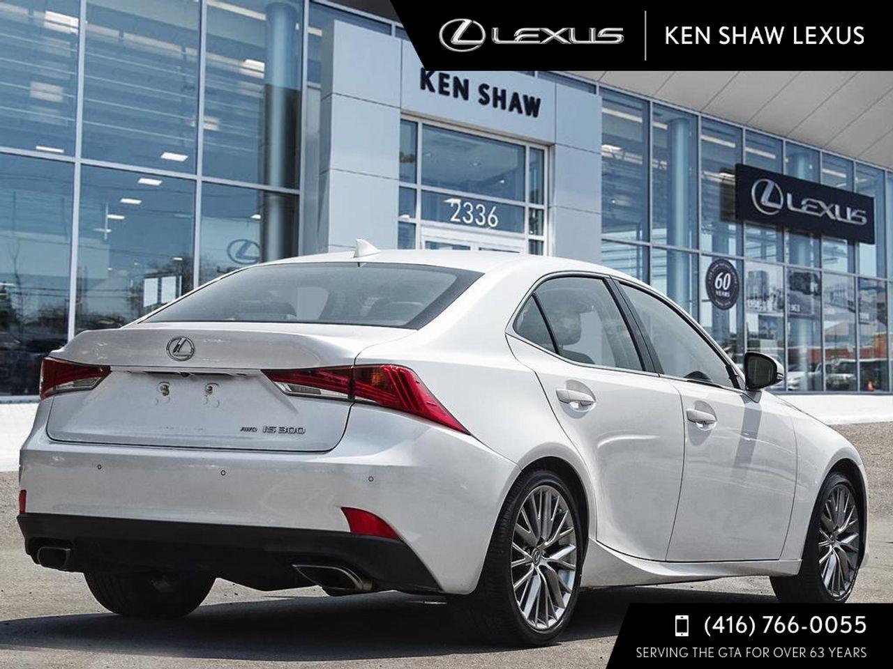 2017 Lexus IS Base-4