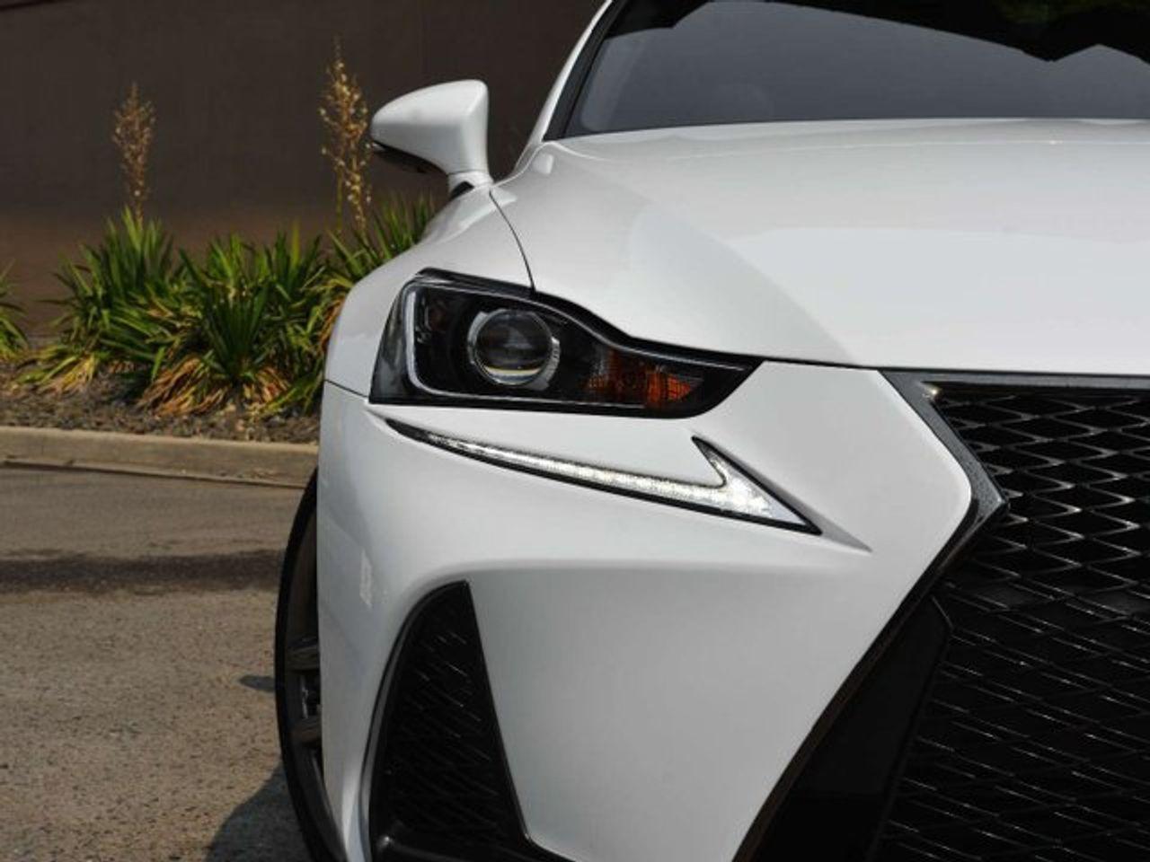 2017 Lexus IS Base-4