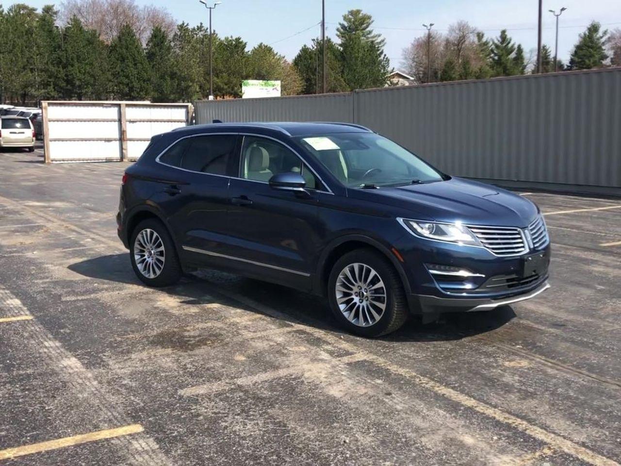 2017 Lincoln MKC Reserve-1