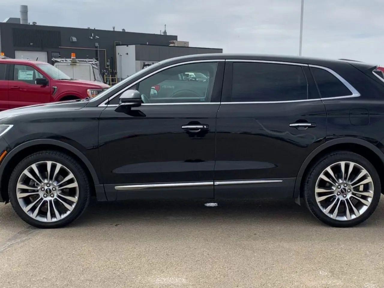 2017 Lincoln MKX Reserve-4