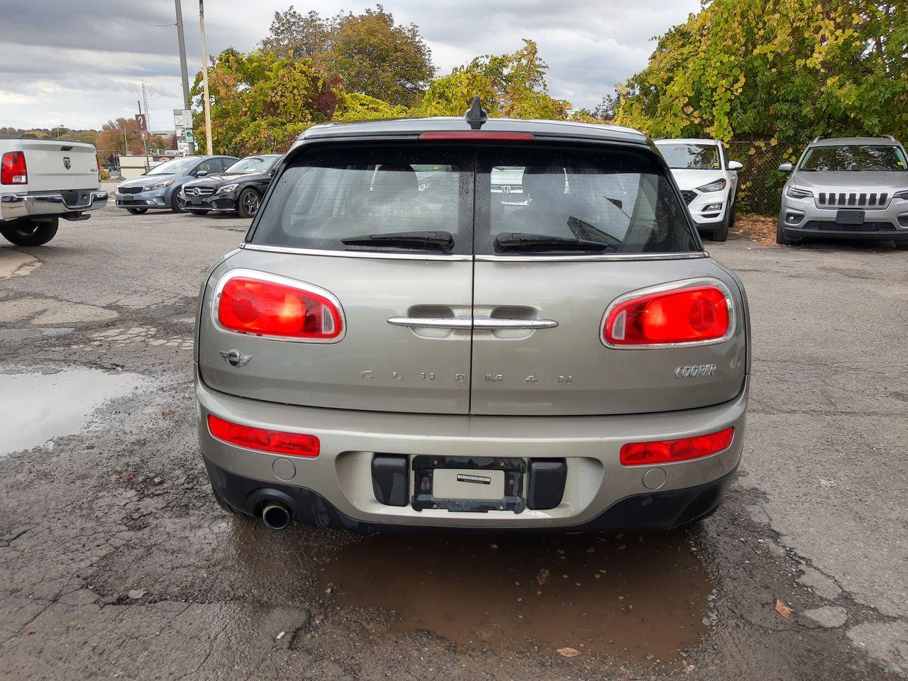 2017 MINI Clubman Base-4