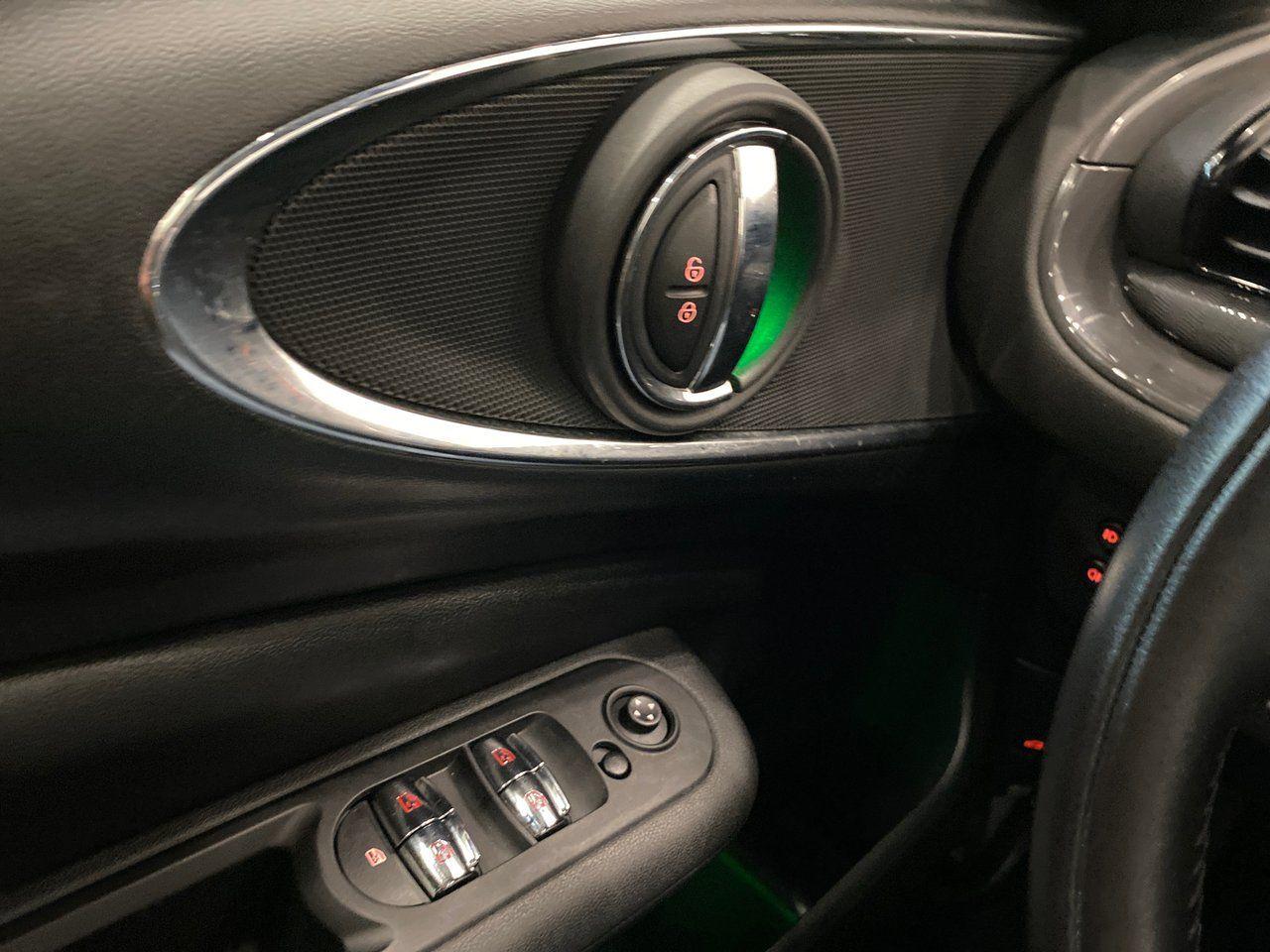 2017 MINI Clubman N/A-3