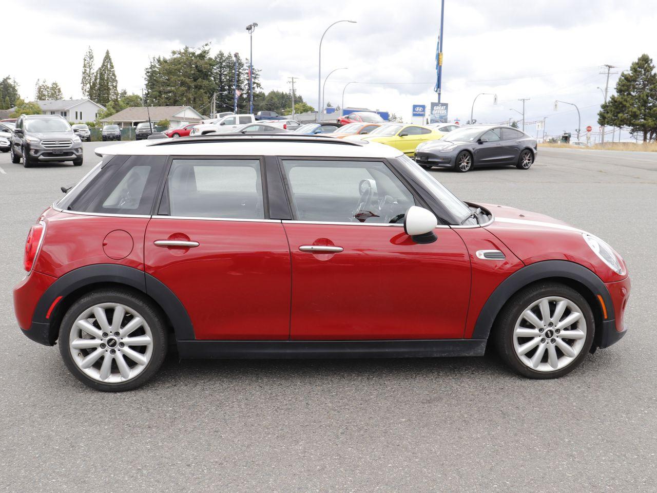 2017 MINI Hardtop 4-Door Cooper-3
