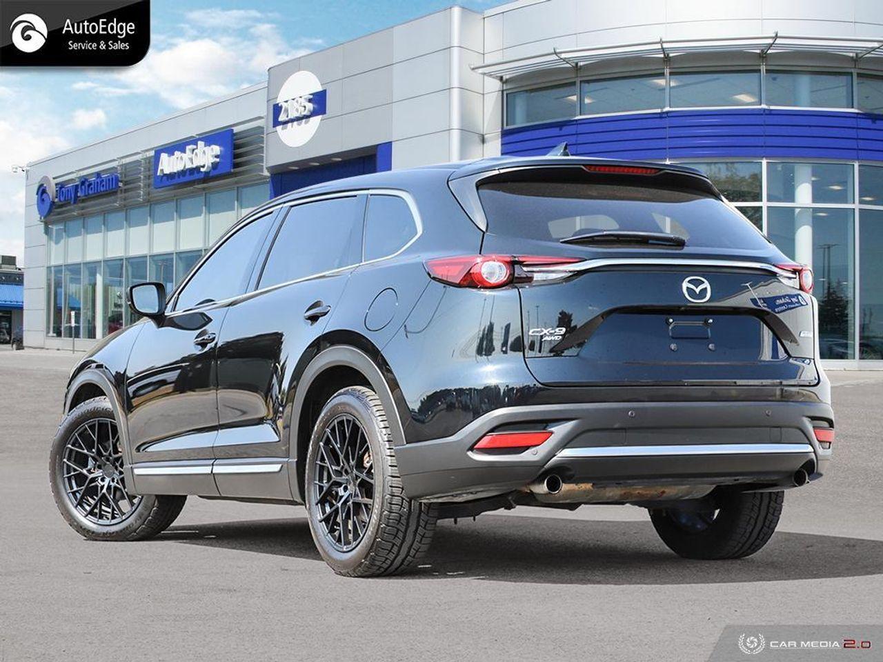 2017 Mazda CX-9 Signature-3