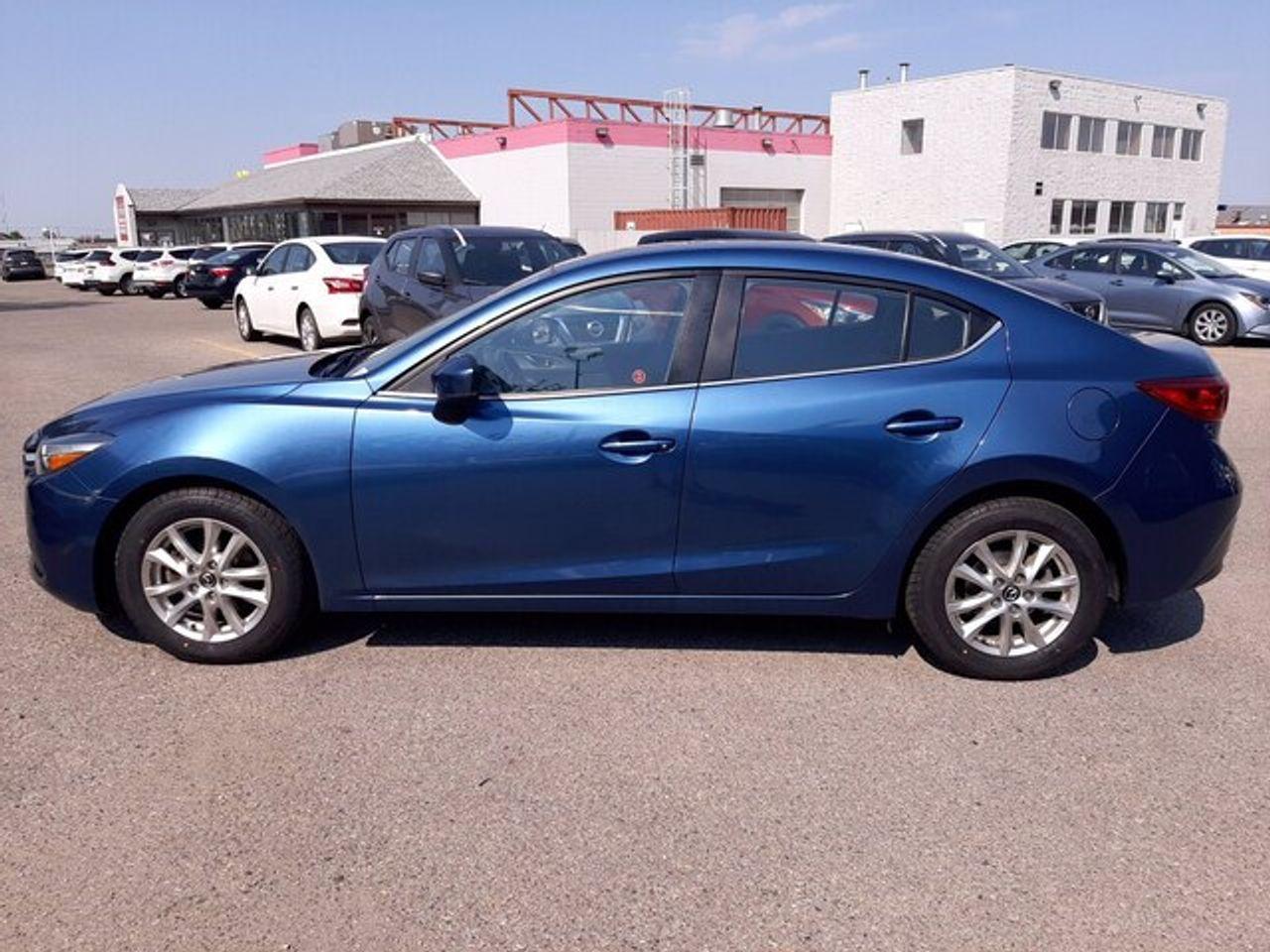 2017 Mazda Mazda3 GS-1