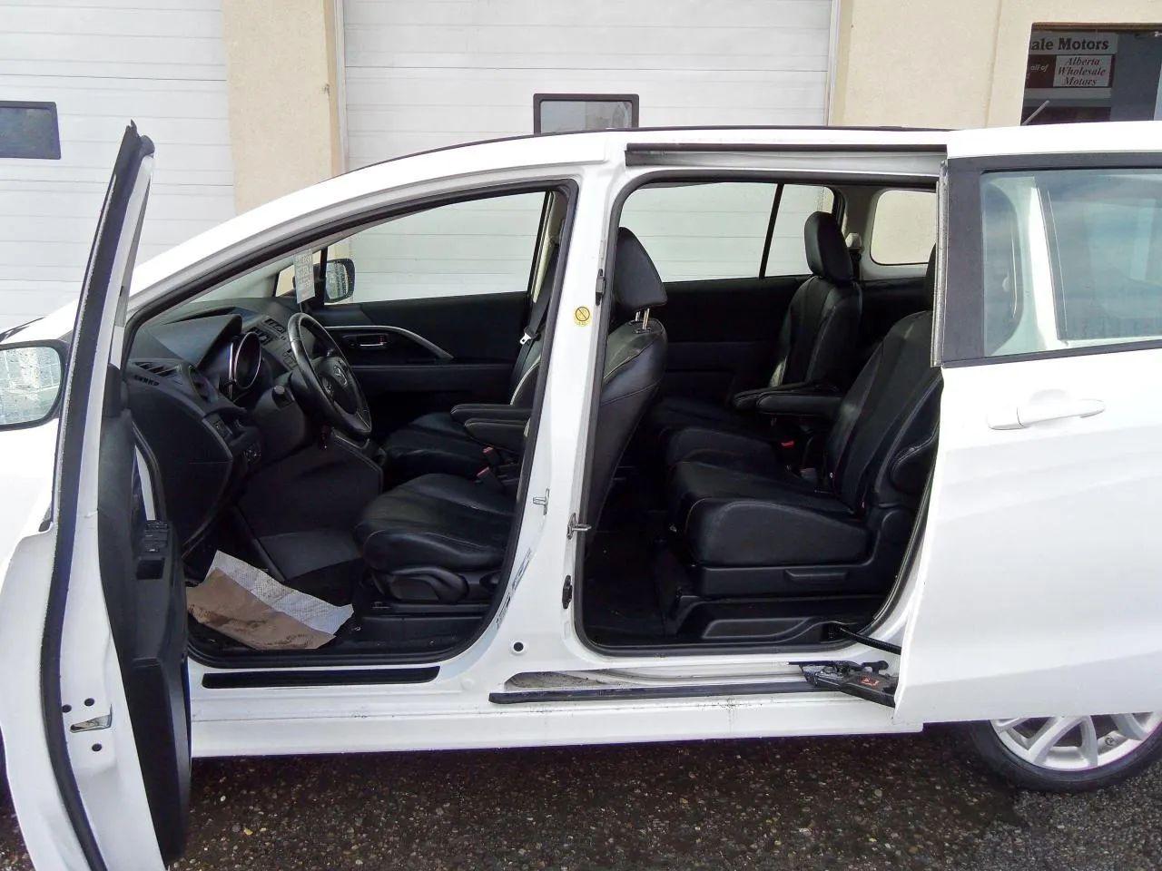 2017 Mazda Mazda5 GT-1