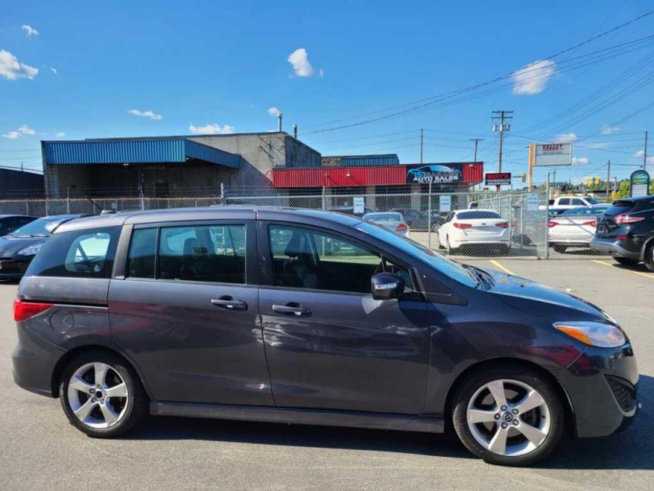 2017 Mazda Mazda5 GT-2