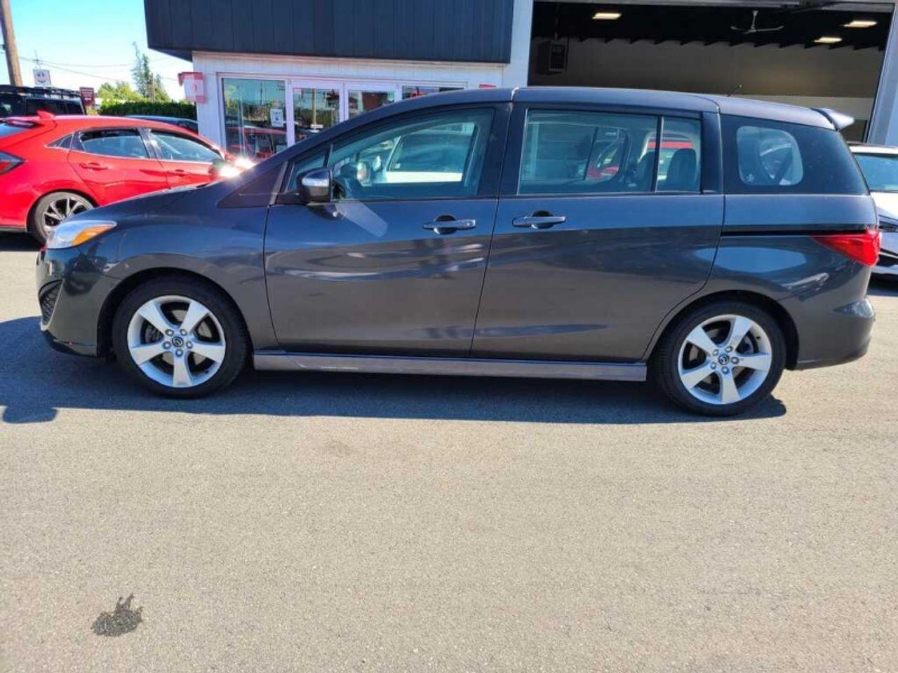 2017 Mazda Mazda5 GT-4