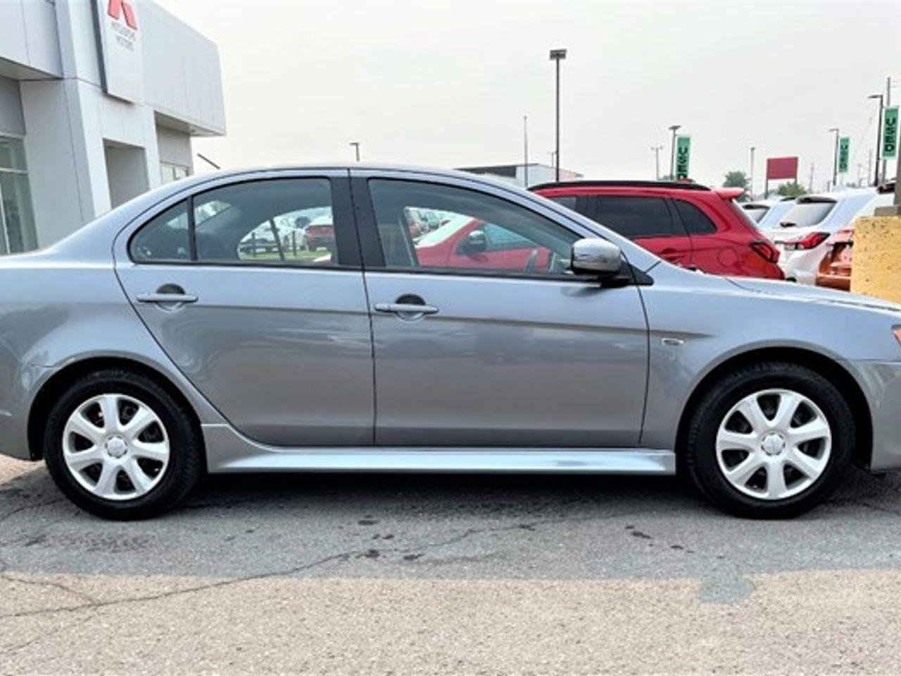 2017 Mitsubishi Lancer ES-2