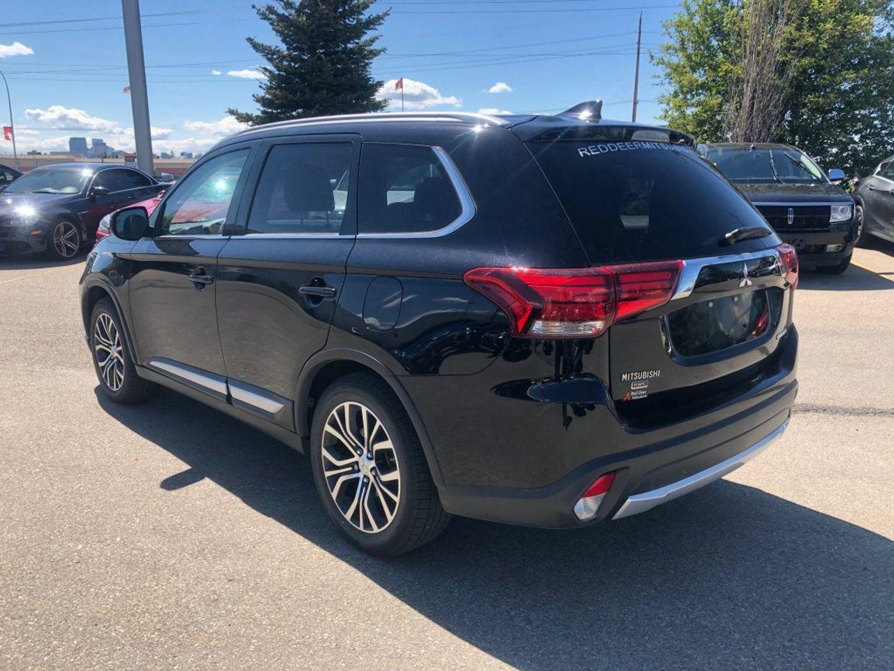 2017 Mitsubishi Outlander ES-3