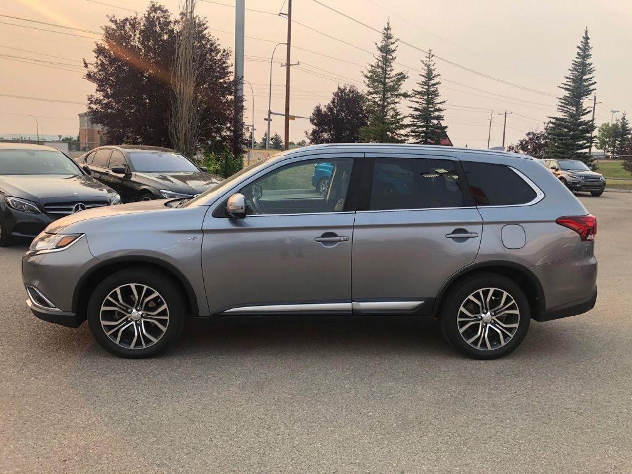 2017 Mitsubishi Outlander GT-3