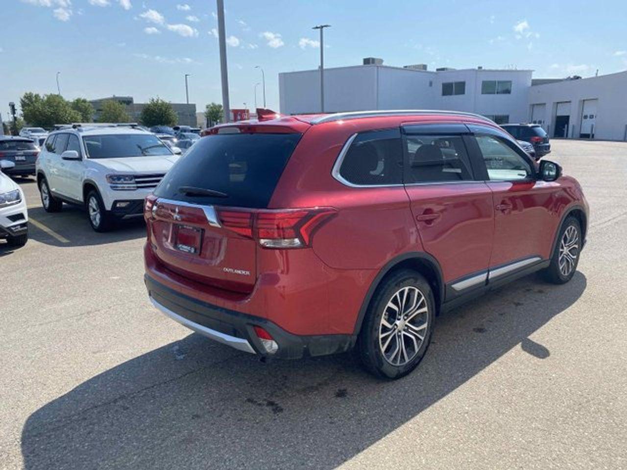 2017 Mitsubishi Outlander GT-4