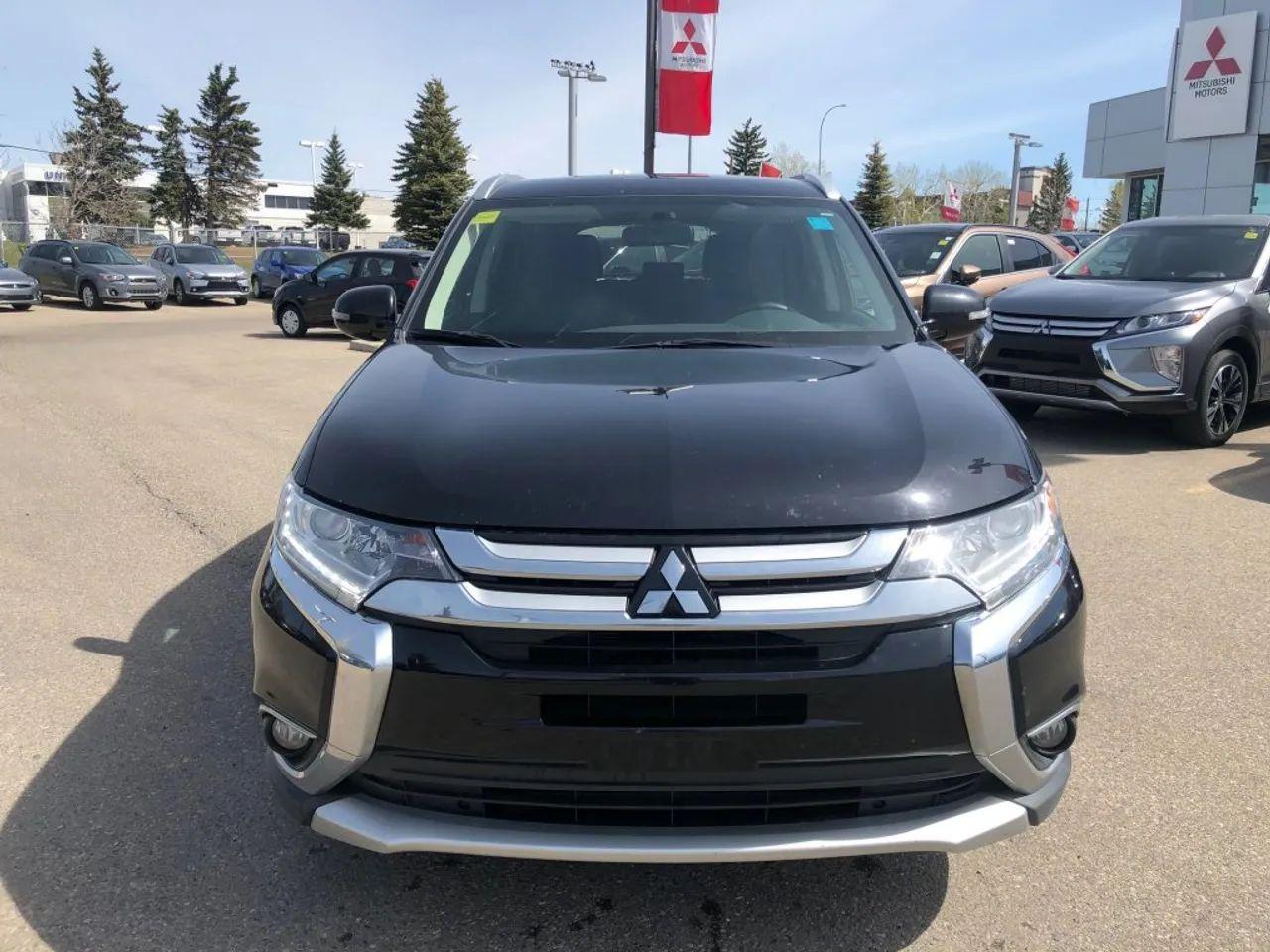 2017 Mitsubishi Outlander SE-1