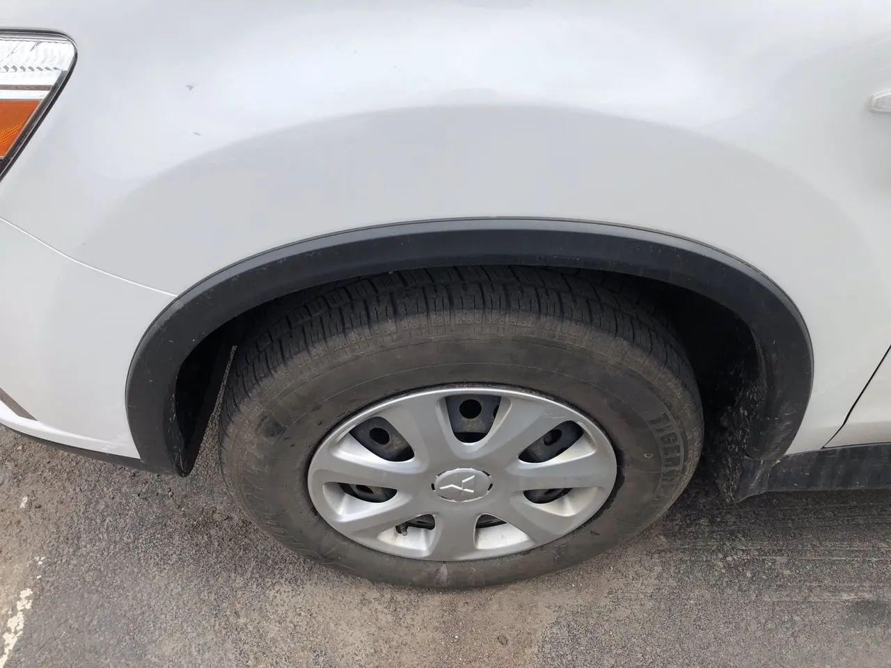 2017 Mitsubishi RVR SE-3
