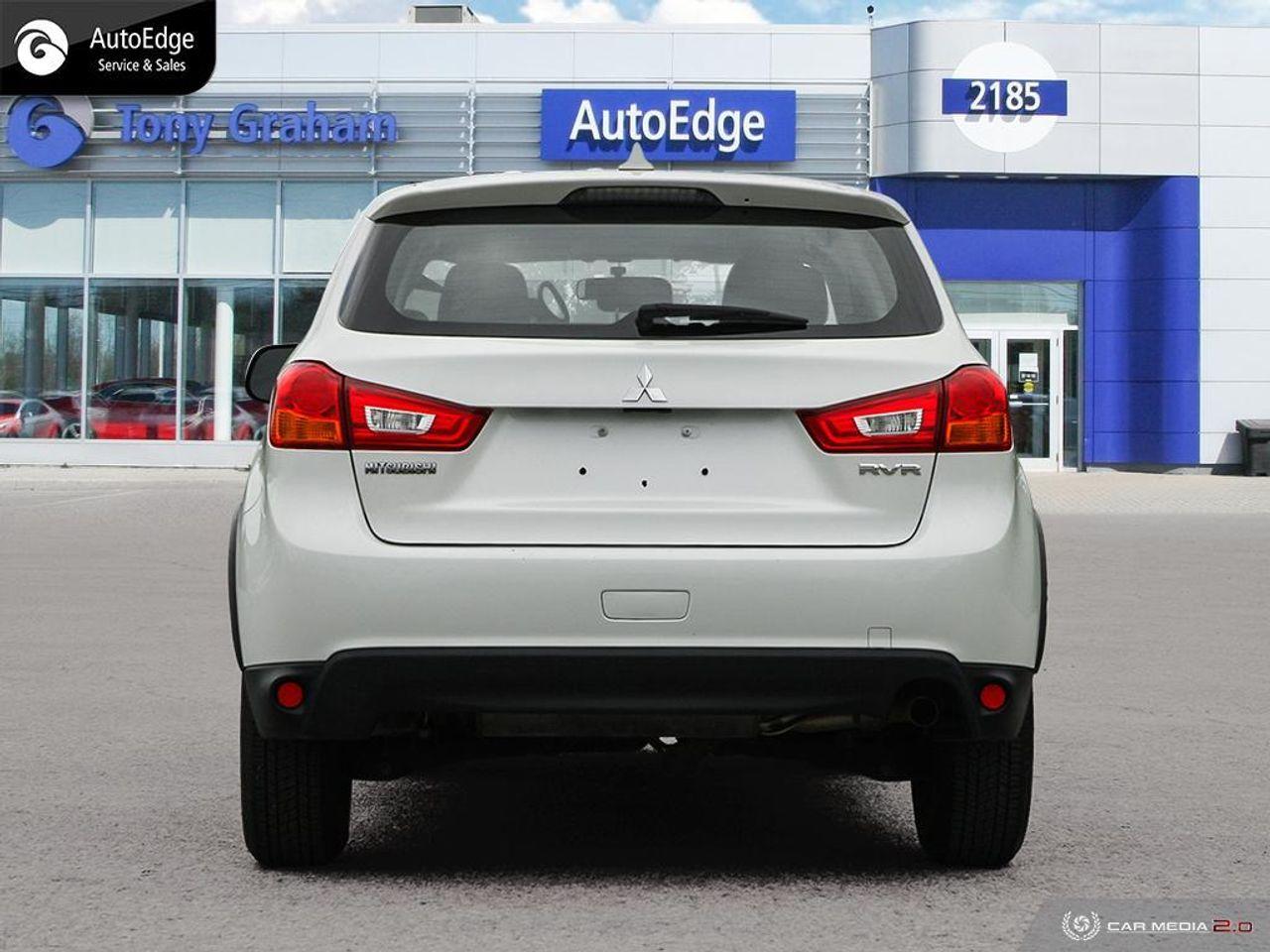 2017 Mitsubishi RVR SE-4