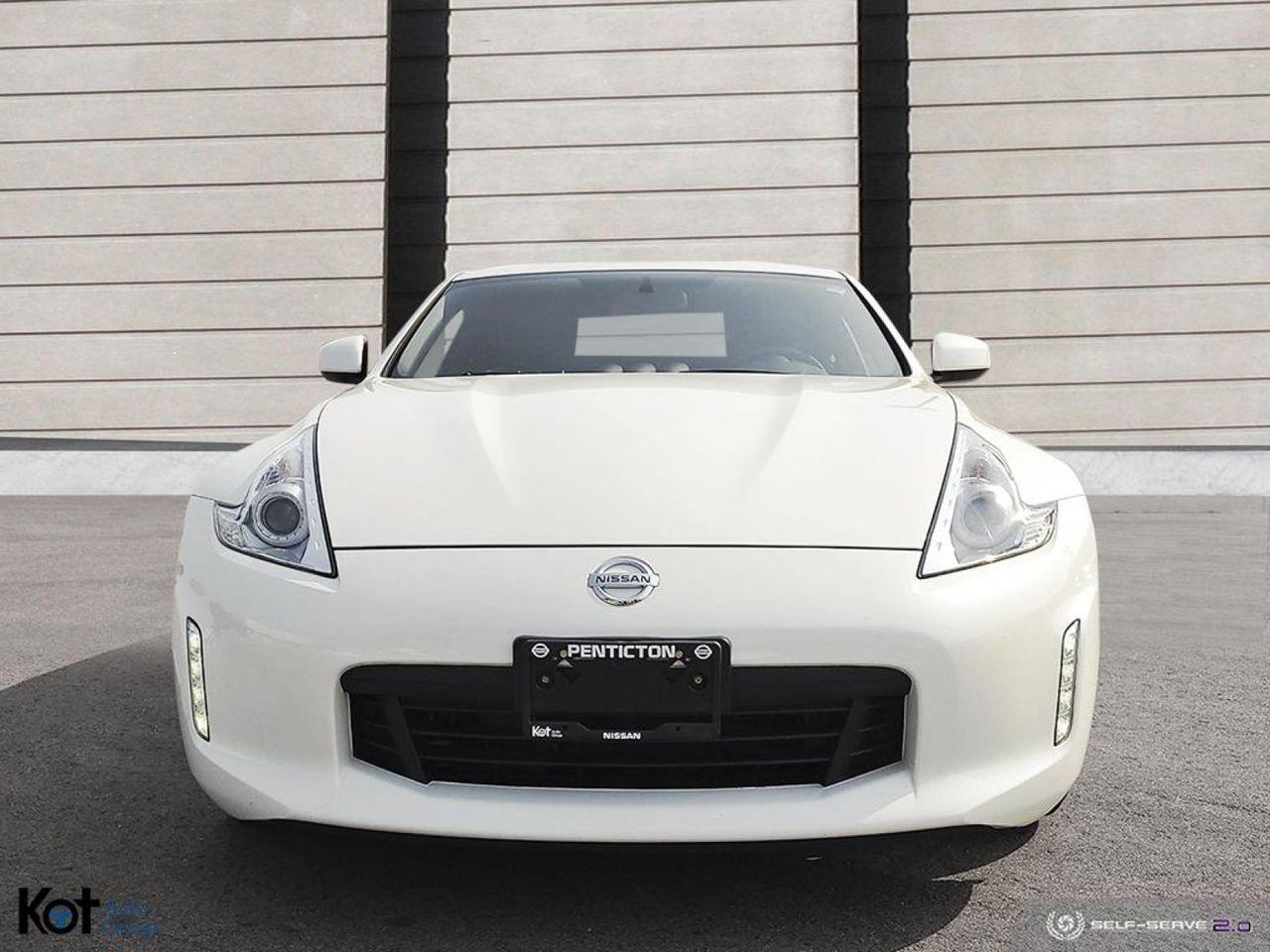 2017 Nissan 370Z -1