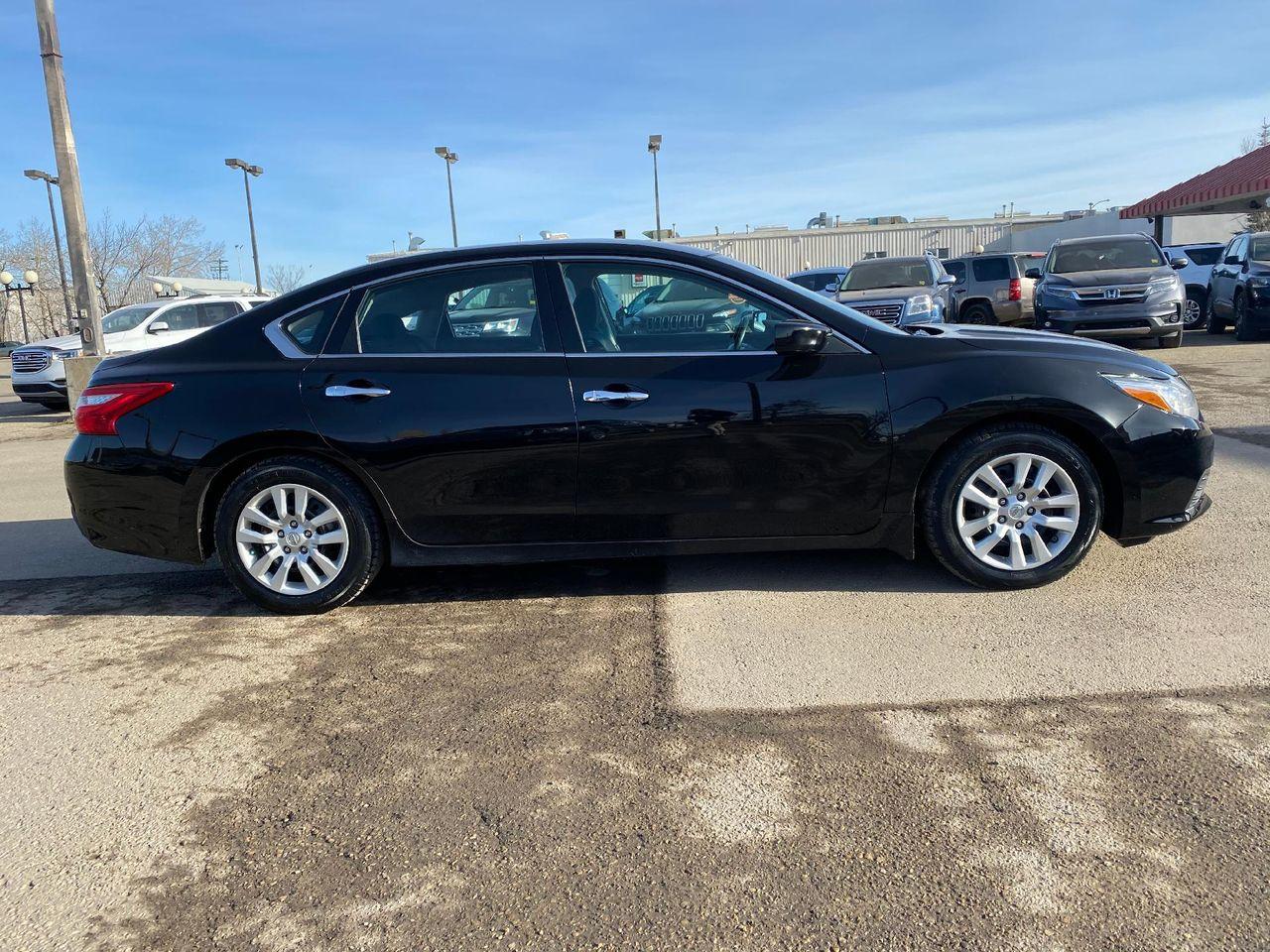2017 Nissan Altima 2.5 S-3