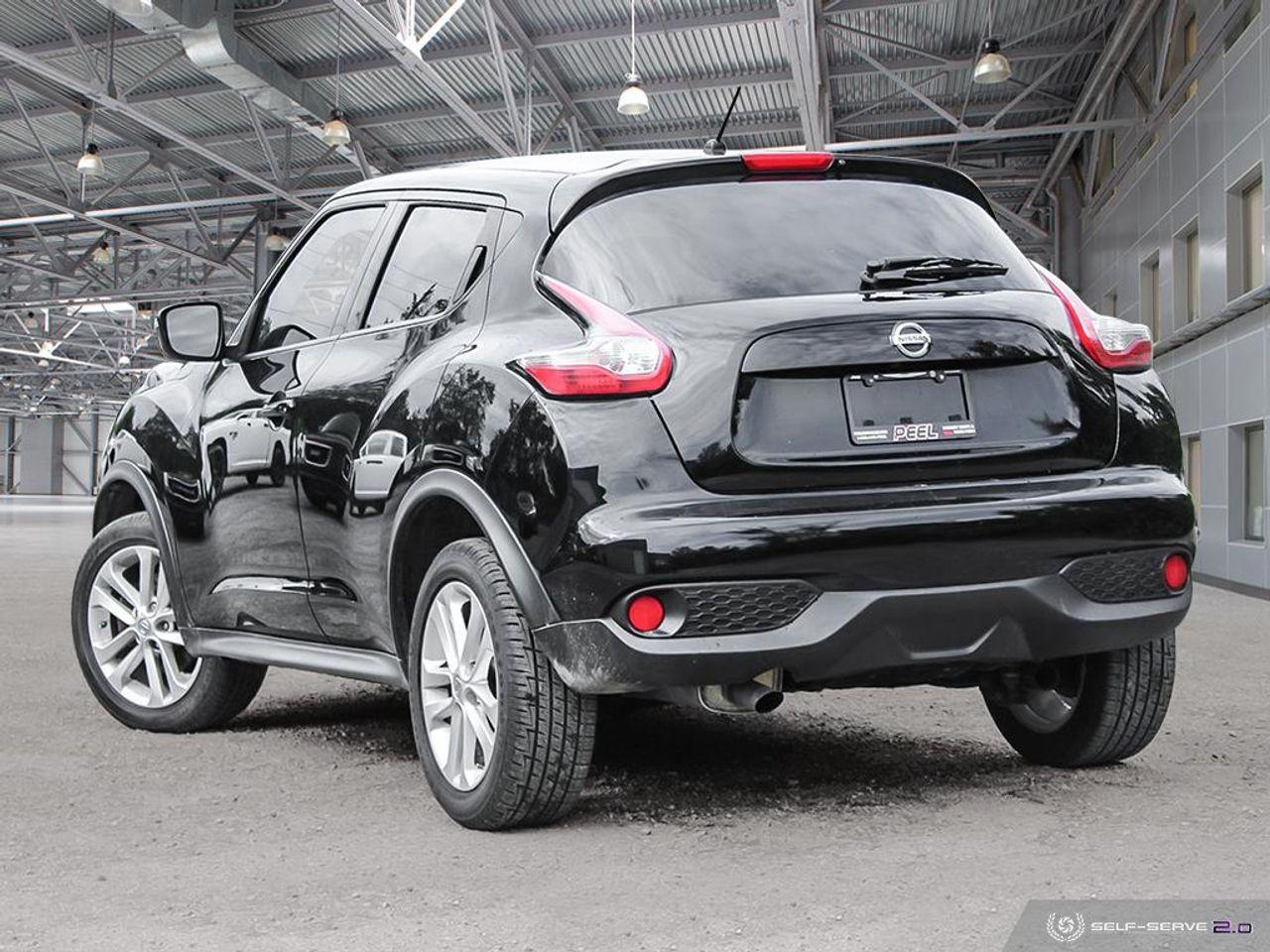 2017 Nissan Juke S-3