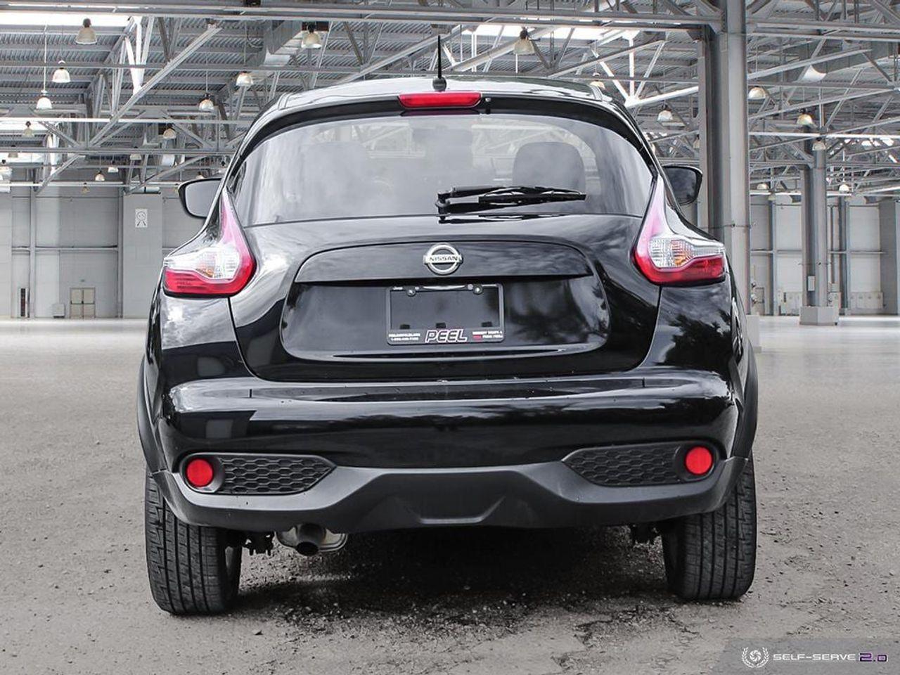 2017 Nissan Juke S-4