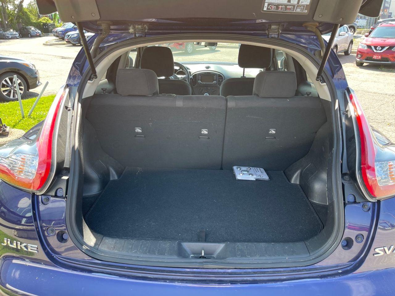 2017 Nissan Juke S-3