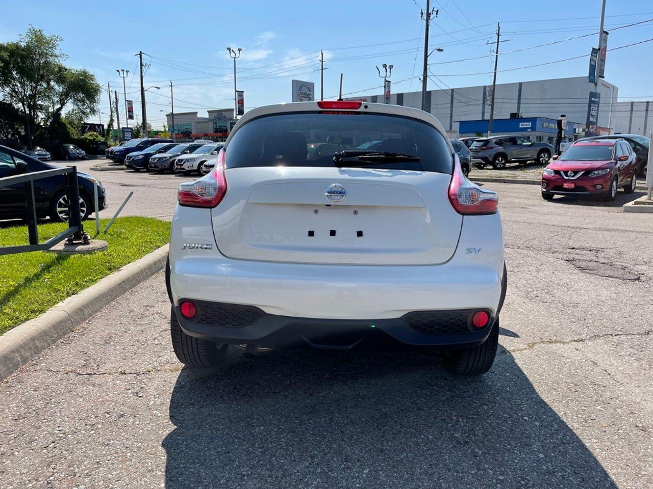 2017 Nissan Juke S-3
