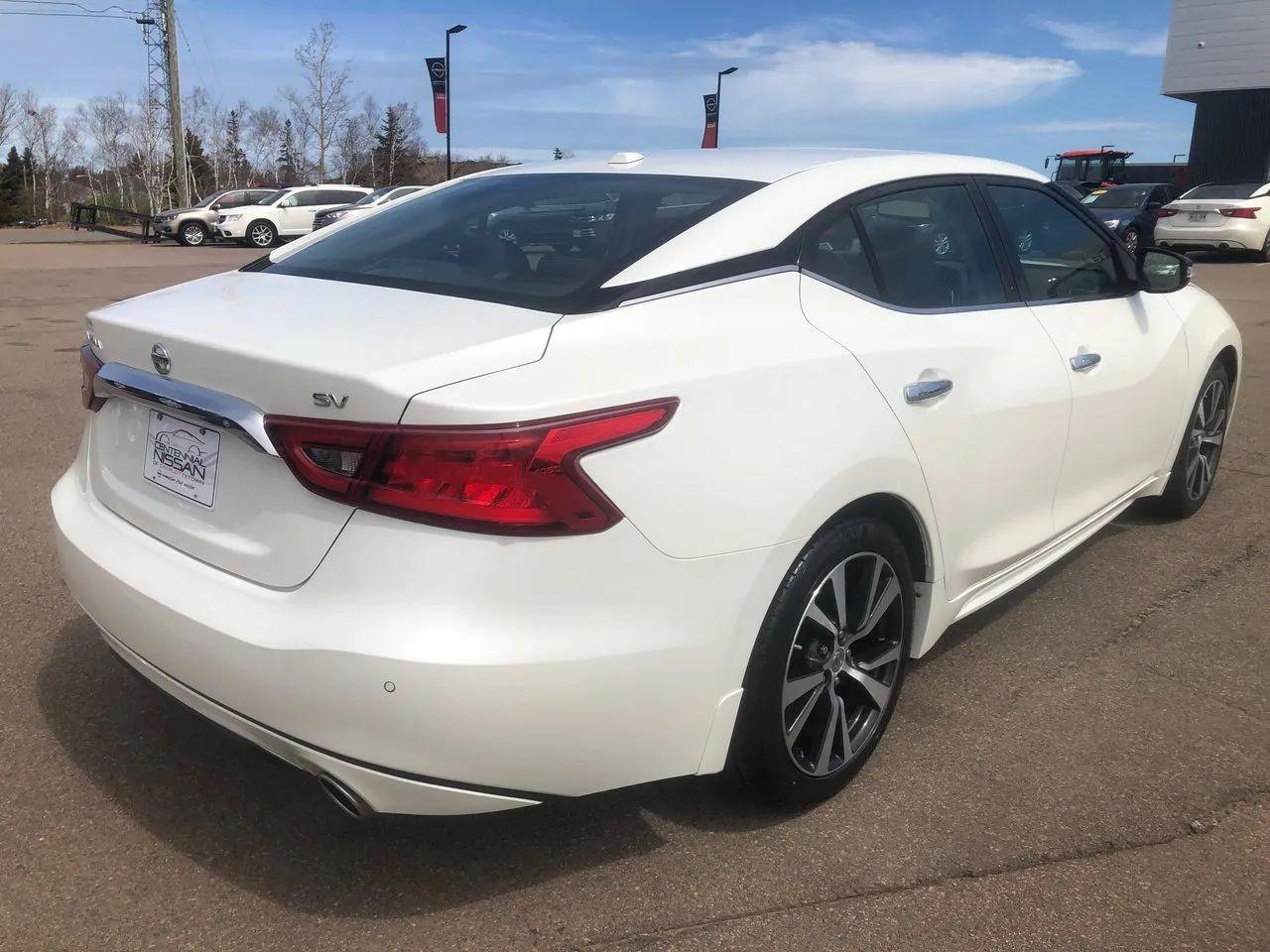 2017 Nissan Maxima Platinum-2