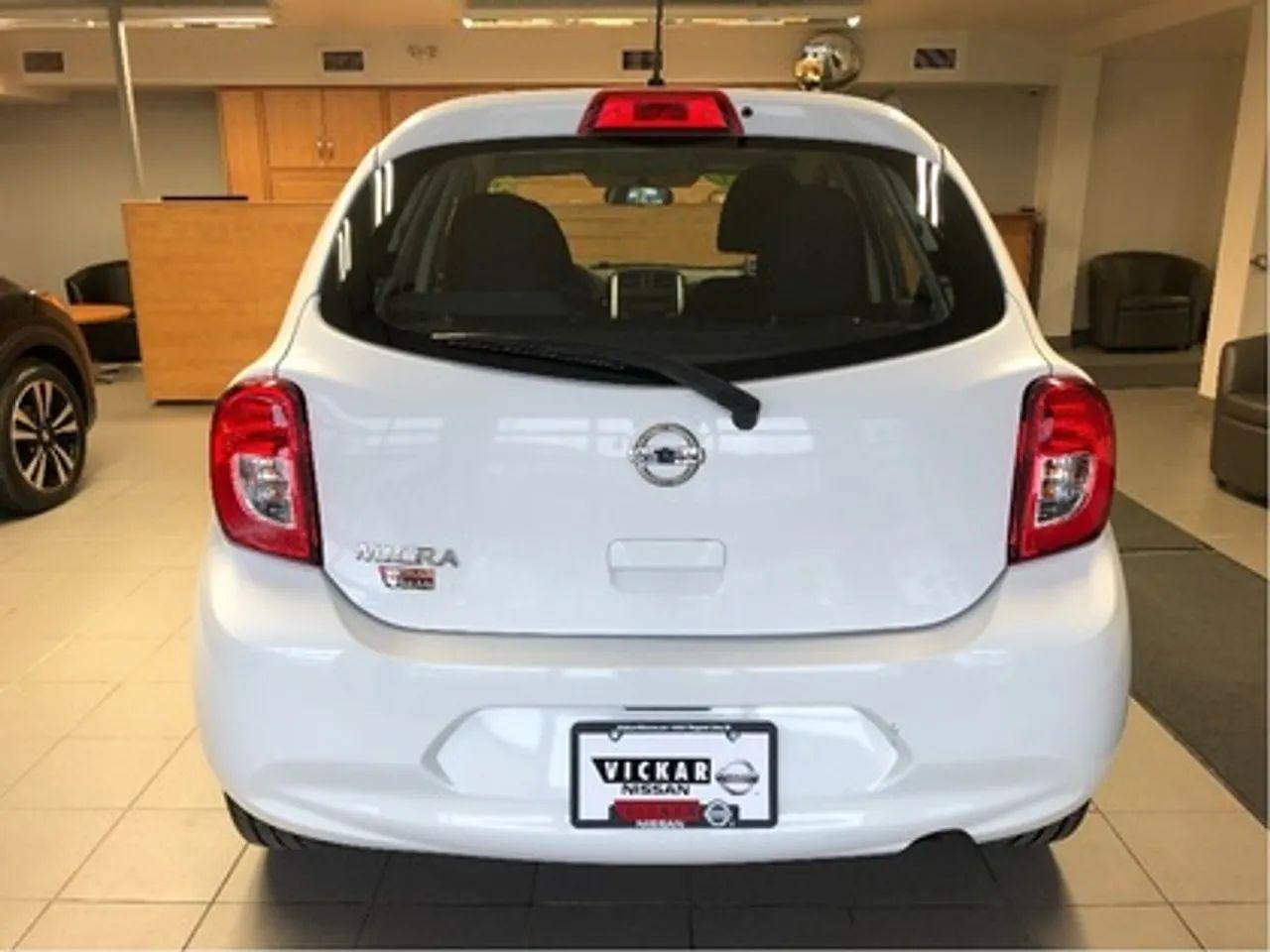 2017 Nissan Micra Base-3