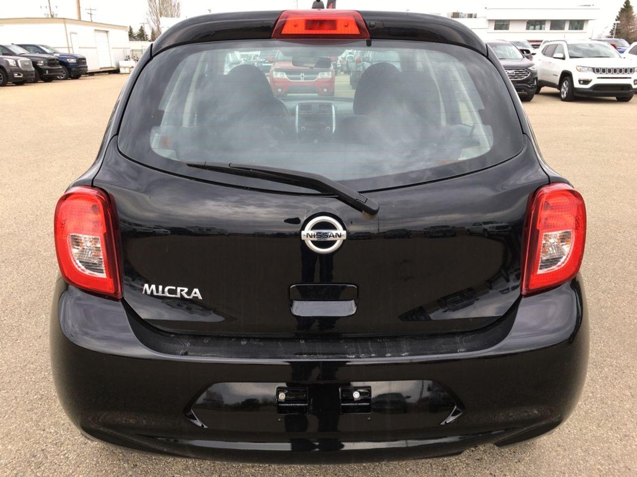 2017 Nissan Micra Base-3