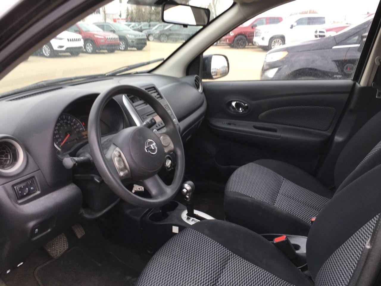2017 Nissan Micra Base-4