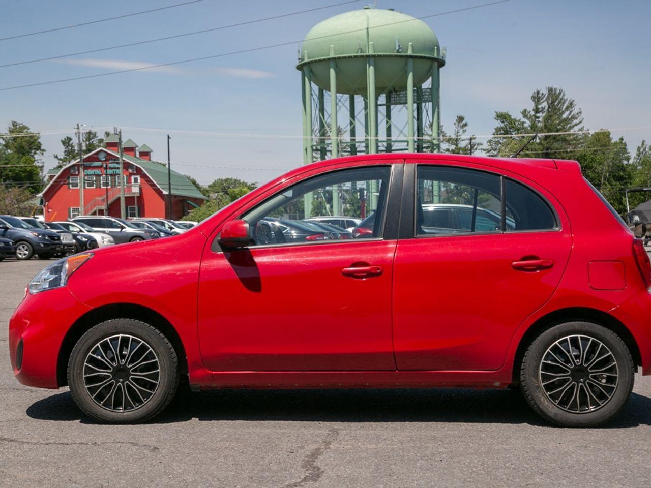 2017 Nissan Micra Base-2