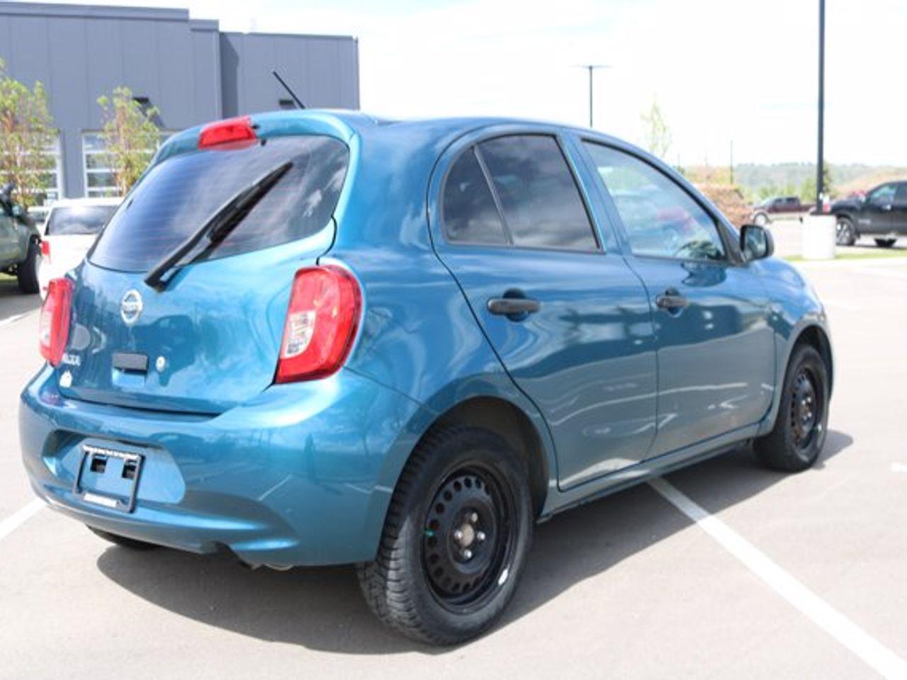 2017 Nissan Micra Base-4