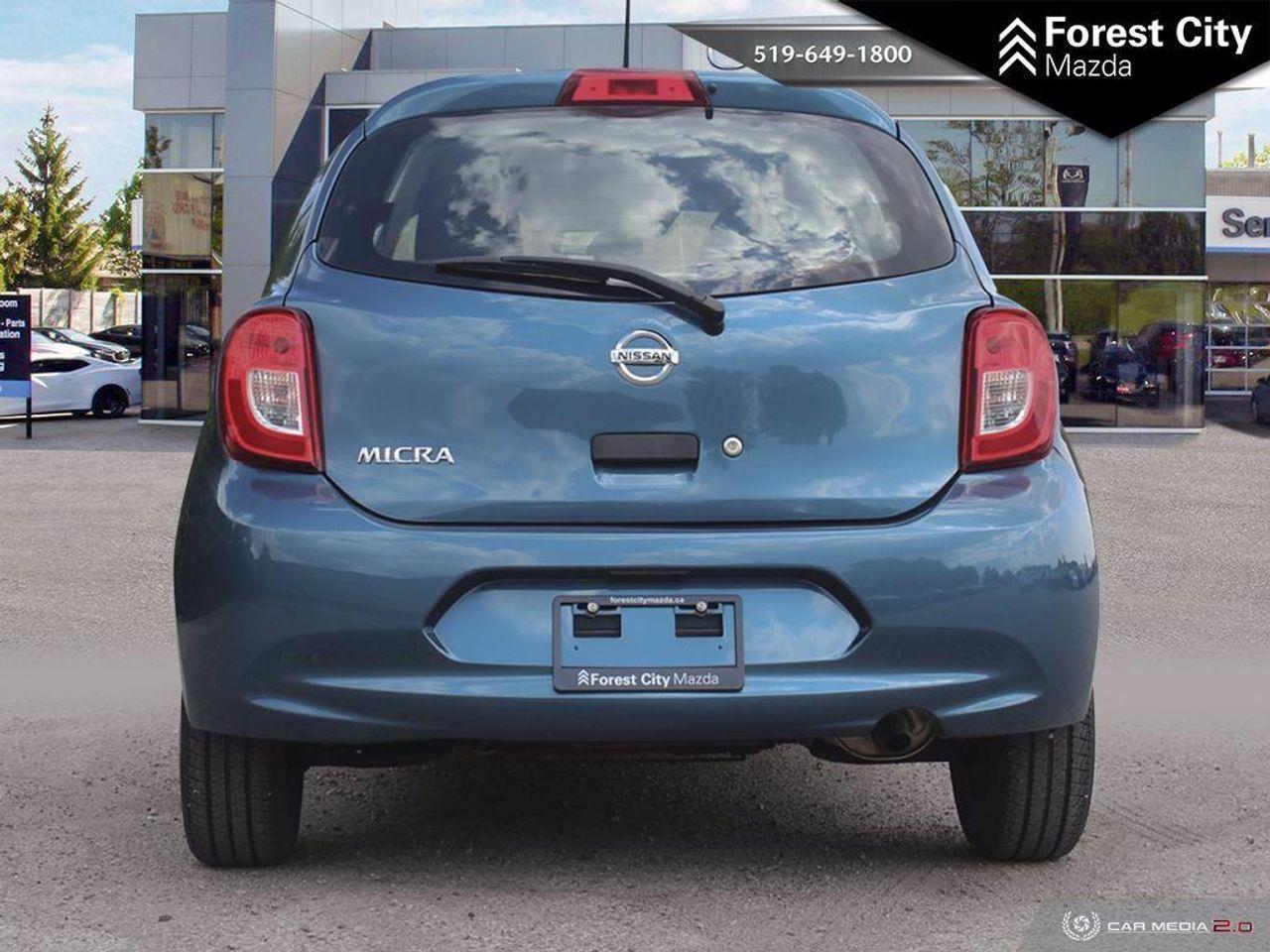 2017 Nissan Micra Base-4