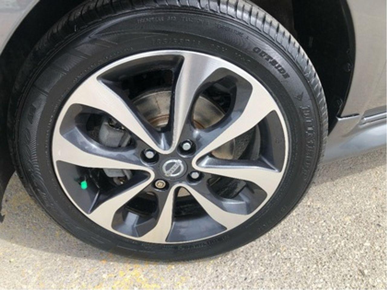 2017 Nissan Micra Base-2