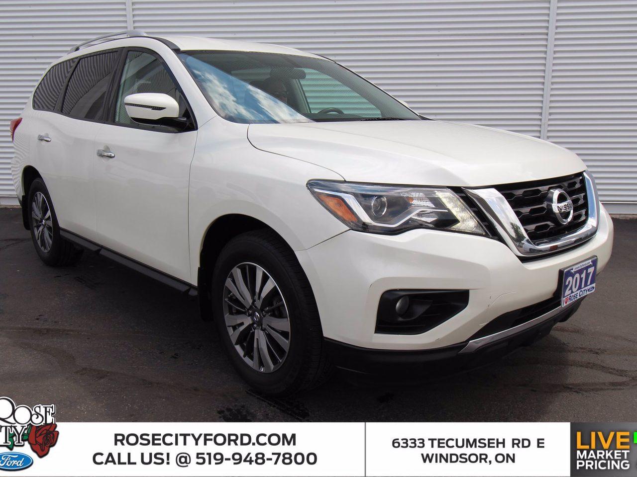 2017 Nissan Pathfinder S-0