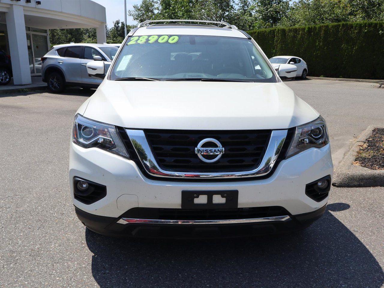 2017 Nissan Pathfinder S-2