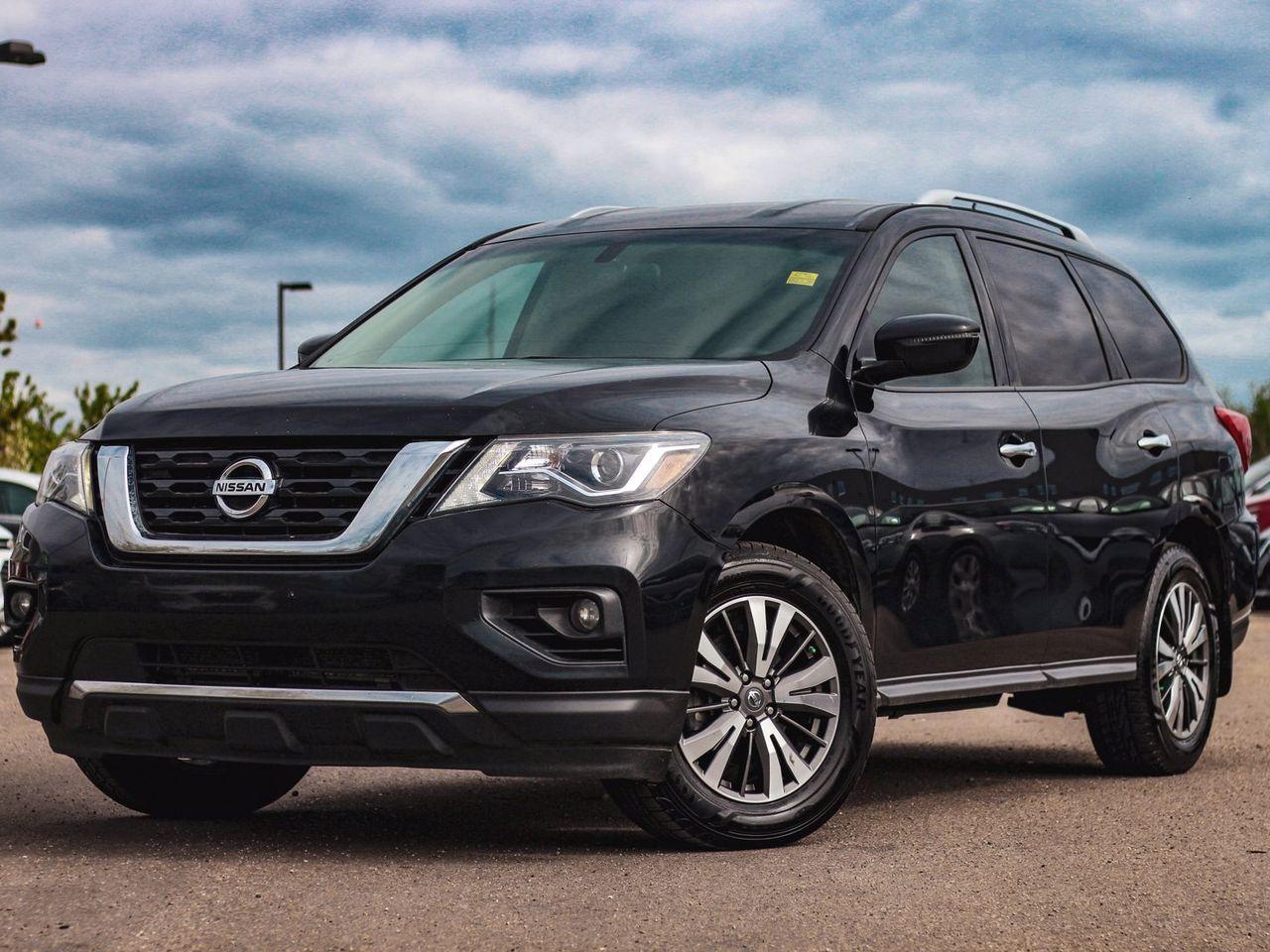 2017 Nissan Pathfinder S-0