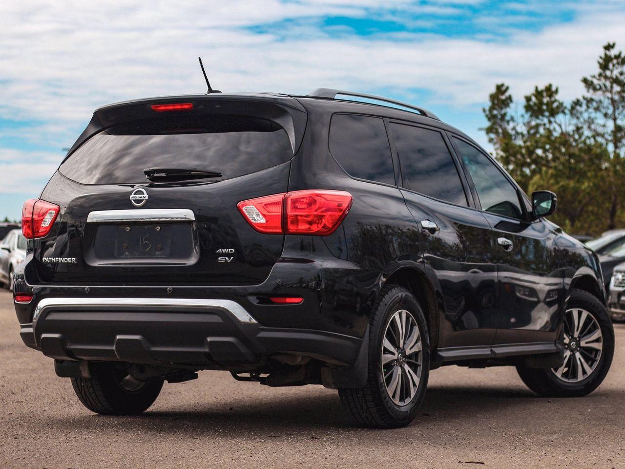 2017 Nissan Pathfinder S-2