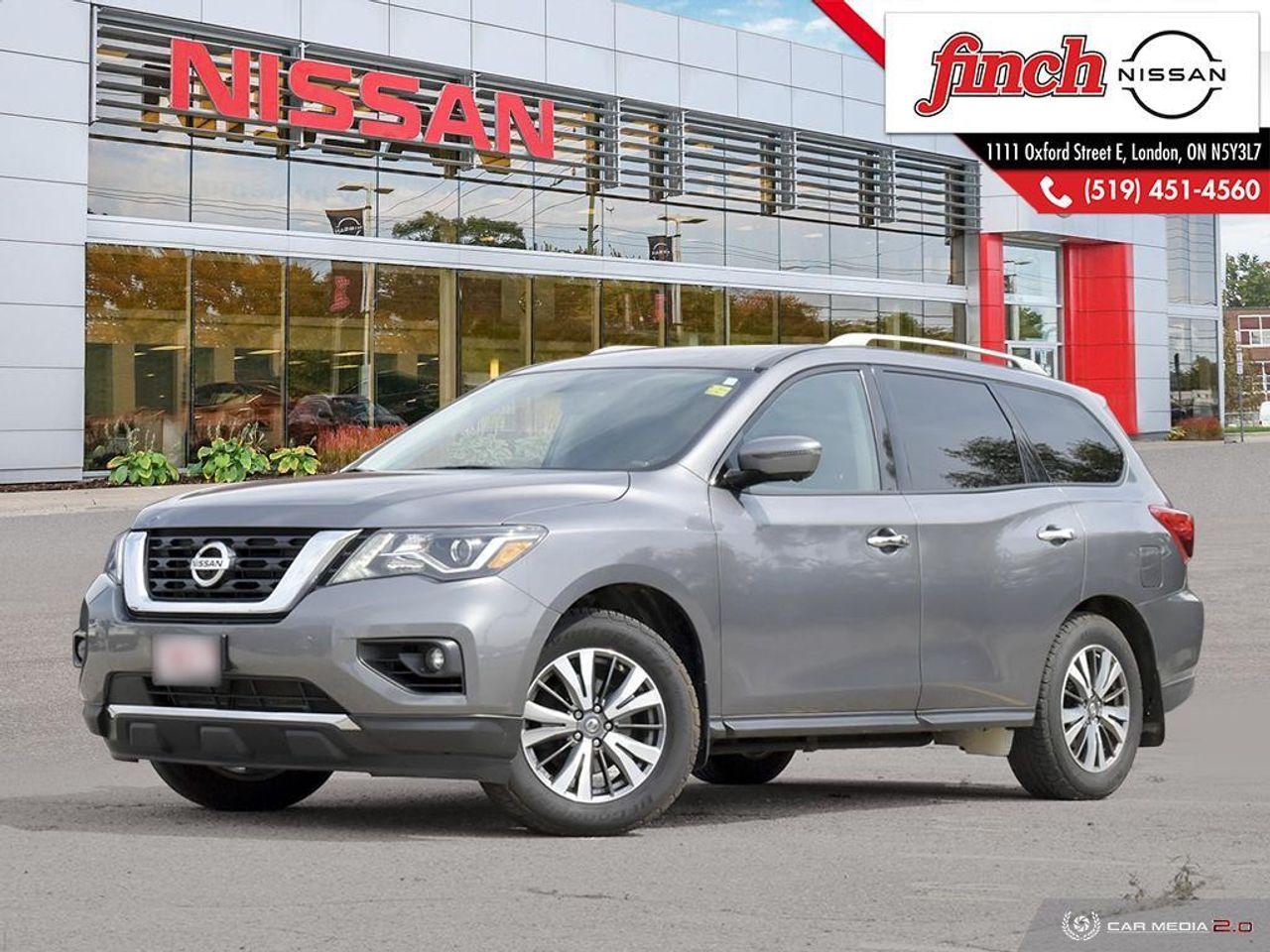 2017 Nissan Pathfinder S-0