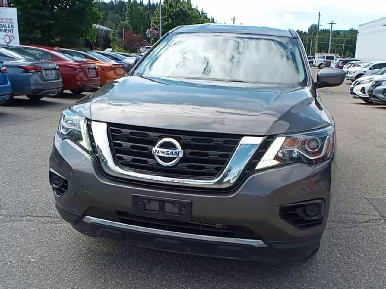 2017 Nissan Pathfinder S-2