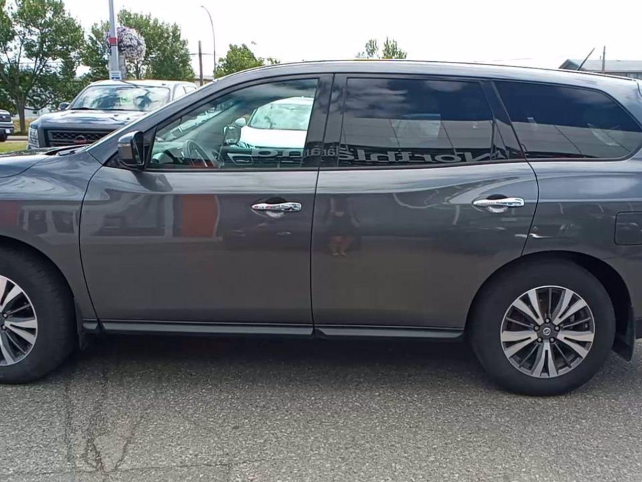 2017 Nissan Pathfinder S-4