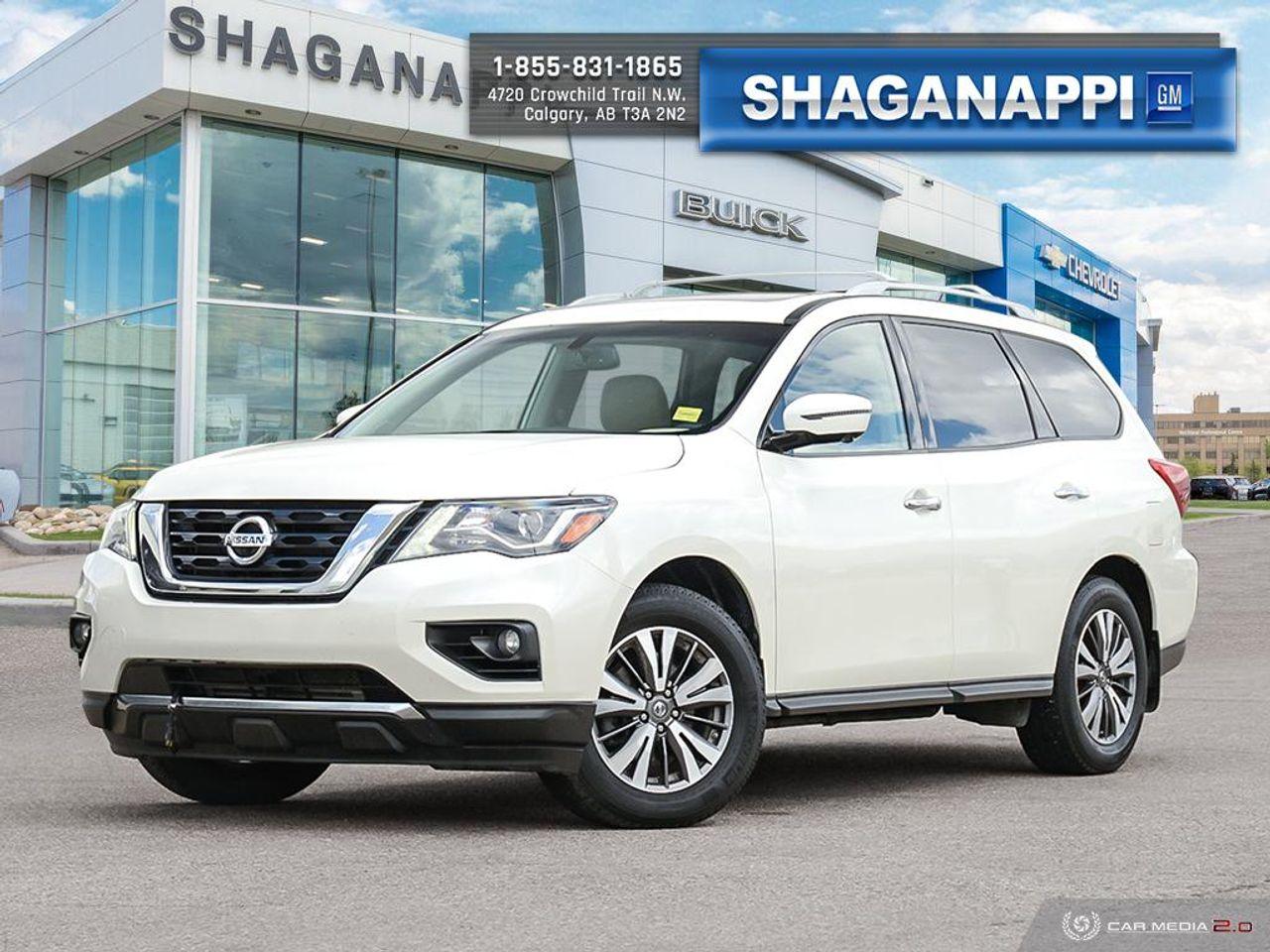 2017 Nissan Pathfinder S-0