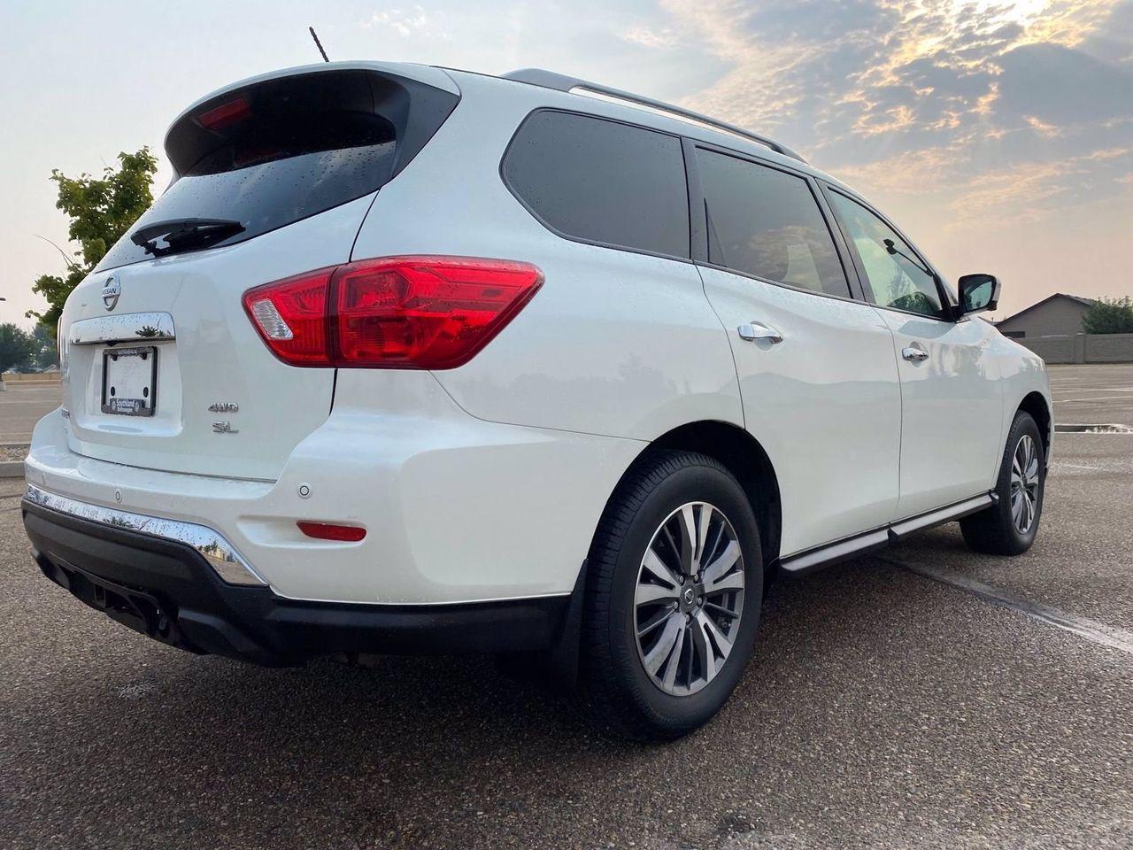 2017 Nissan Pathfinder S-4