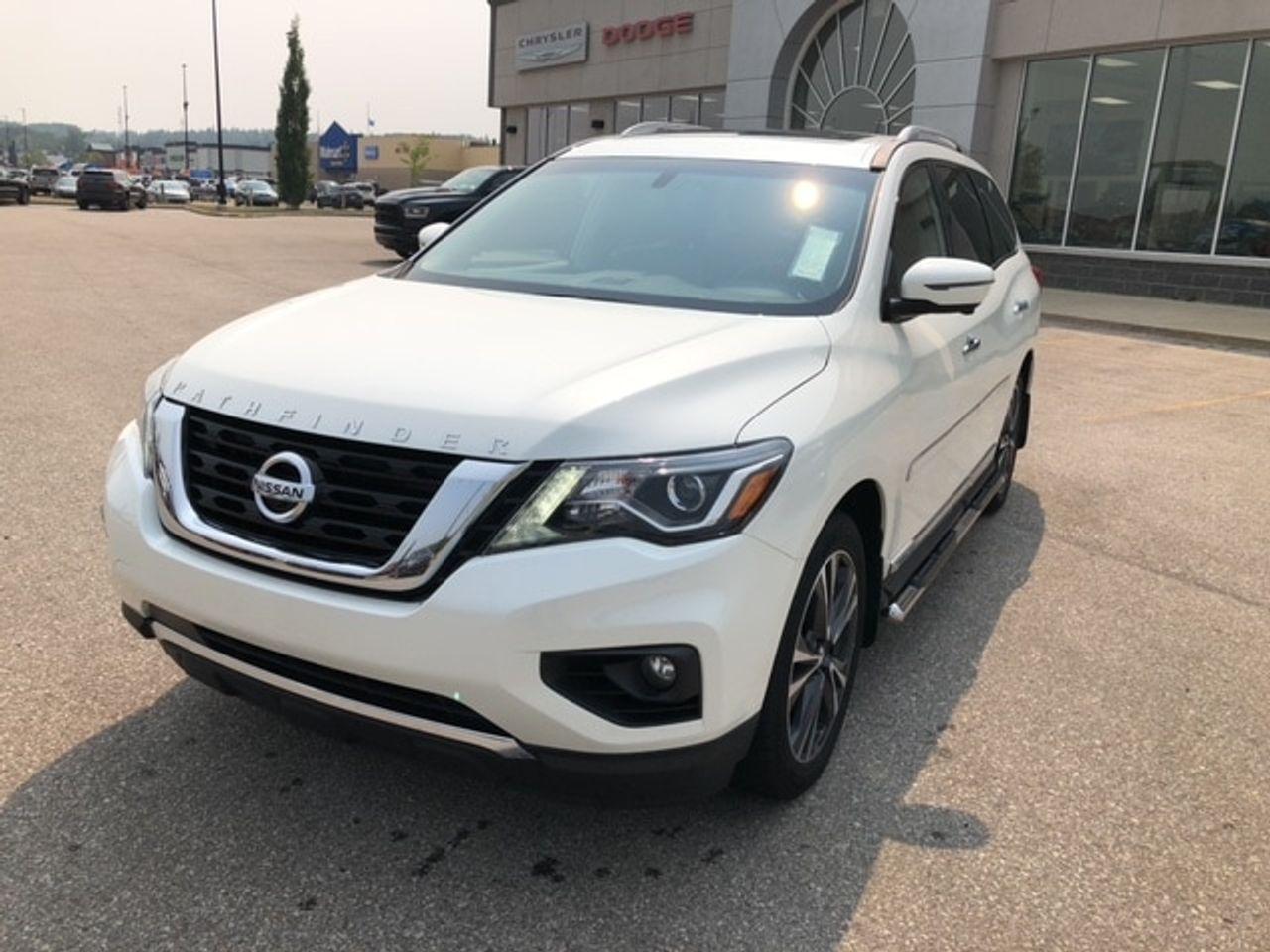 2017 Nissan Pathfinder S-0